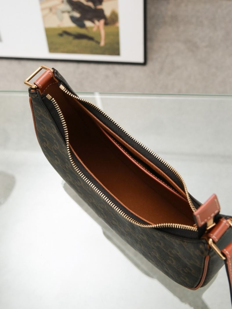 Ce1i*e ava bags